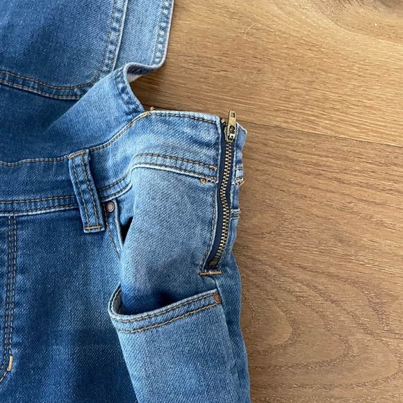 Bullehead Small Bib relaxed Overall, Stylish front pockets, zip side waist - Picture 6 of 7